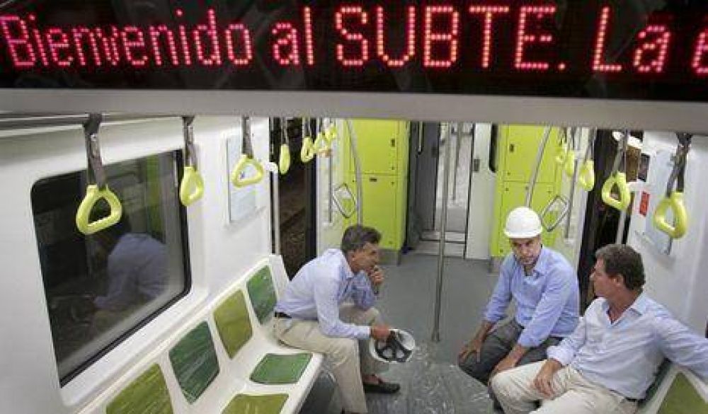 Macri present� los nuevos vagones de la l�nea A