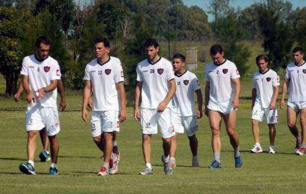 San Lorenzo mud� su pretemporada a Campana