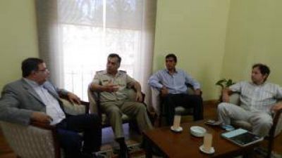 El intendente Jalil recibi� al jefe de Gendarmer�a 