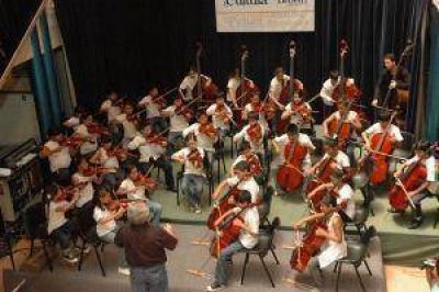 Orquestas escuelas de Lans y Berisso se presentan en Mar del Plata