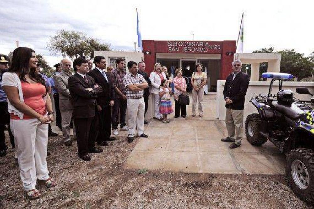 M�s seguridad para San Jer�nimo: El Vicegobernador inaugur� la Subcomisar�a N� 20