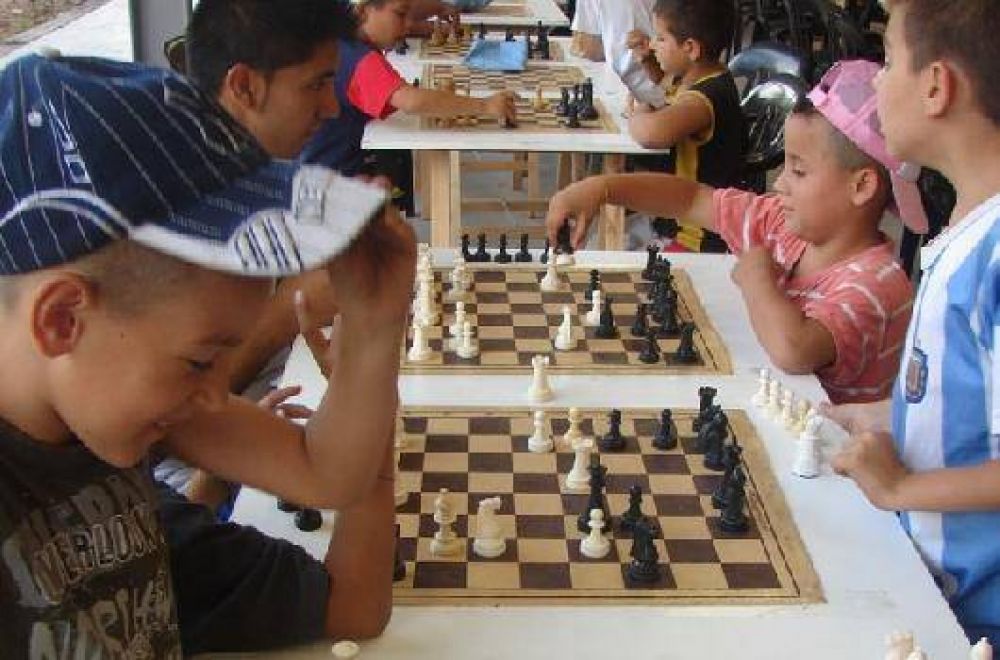 M�s de 700 chicos asisten al programa de verano de la UNLa