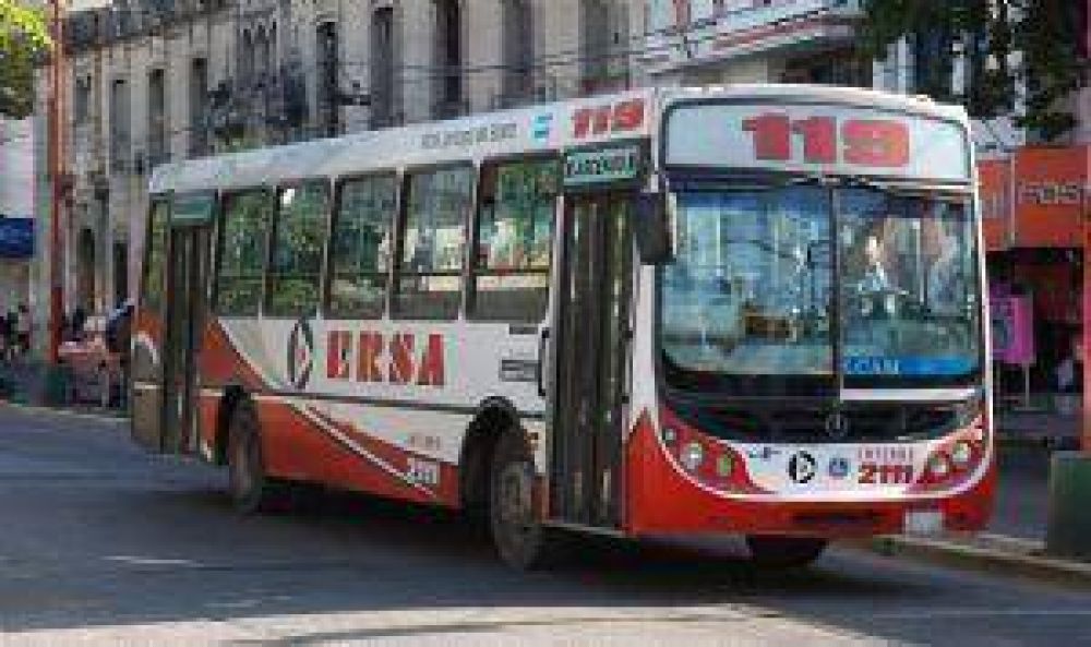 Choferes amenazan con realizar un paro por problemas salariales 