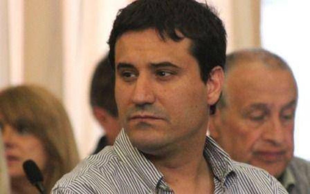 �El traslado del palacio municipal genera m�s dudas que certezas�
