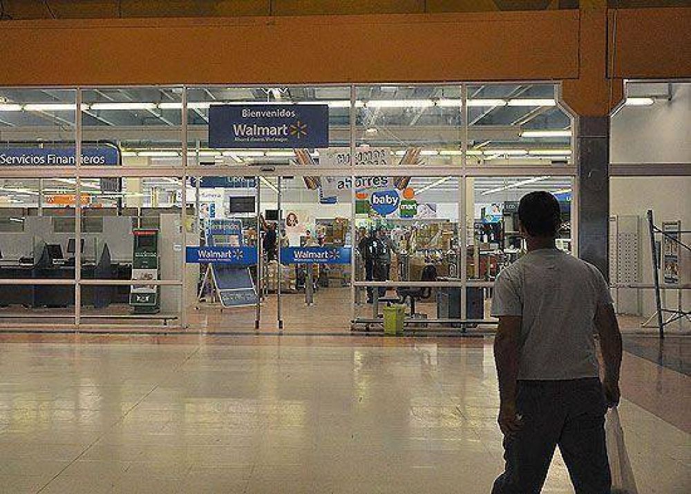 El Ceco denunci� a Walmart ante el Ministerio de Trabajo por �despidos discriminatorios�