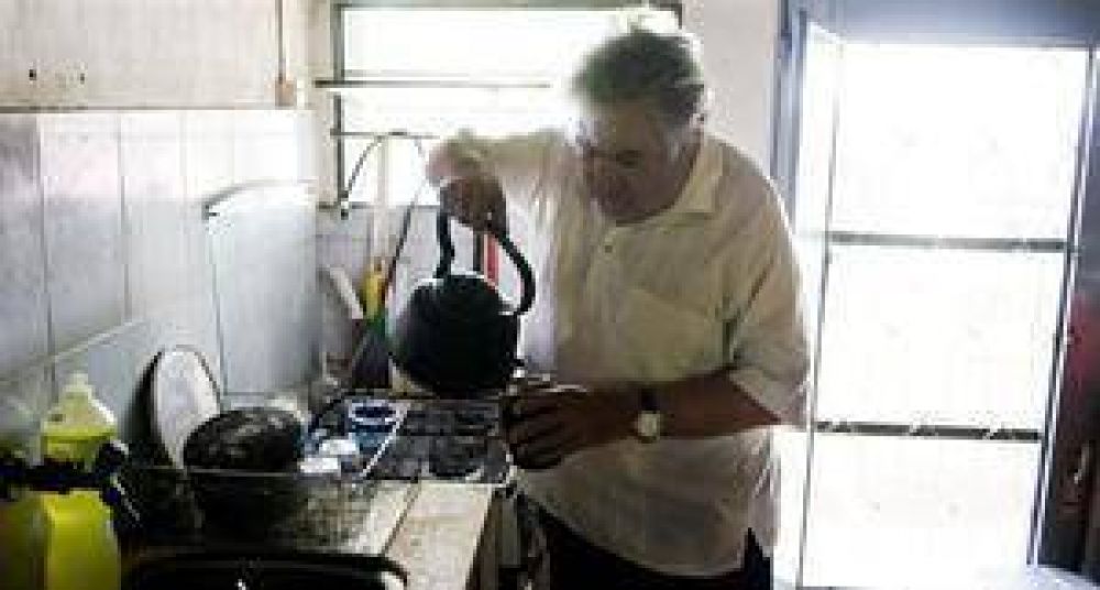 La austera vida de Mujica, un presidente sin privilegios
