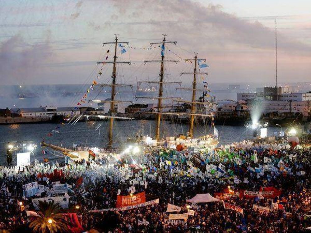 La Fragata volvi� al pa�s y puso fin a un conflicto que se extendi� por 79 d�as