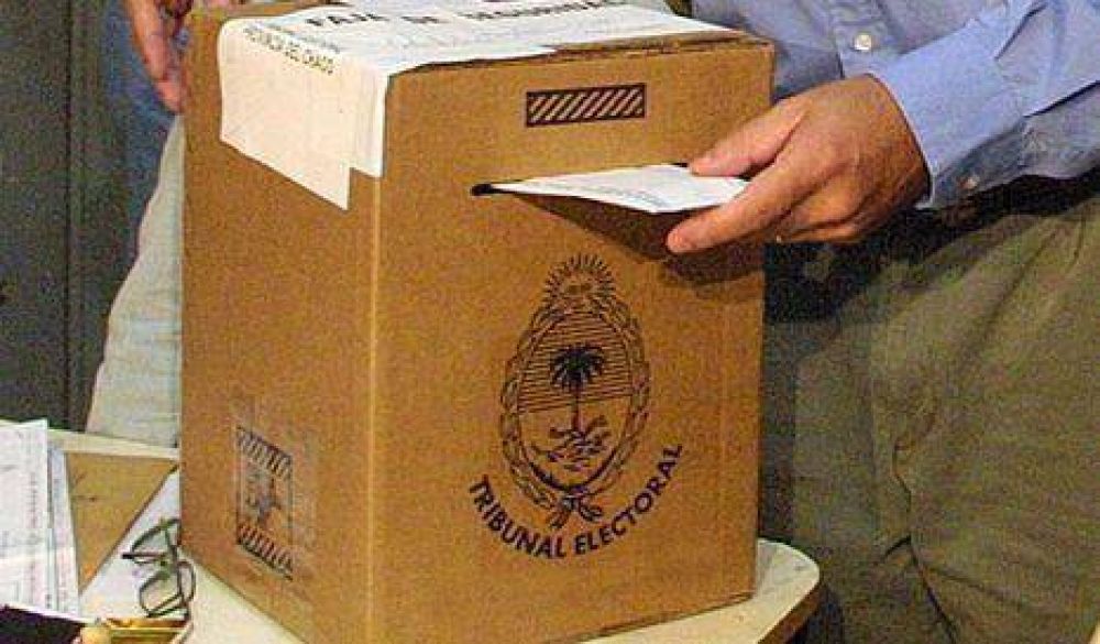 Pol�mica por fecha de las elecciones porte�as