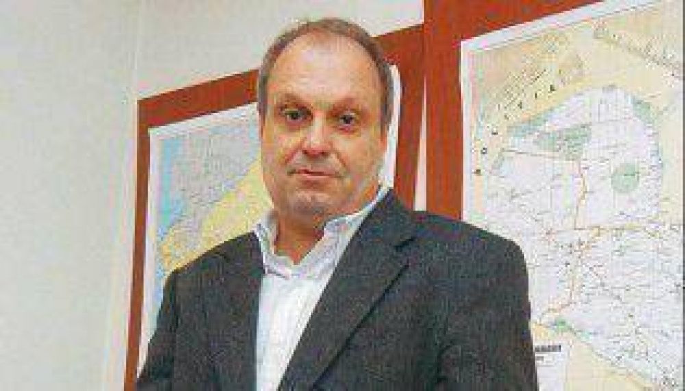 Lombardi calific� de �ilegal� la toma en el San Mart�n