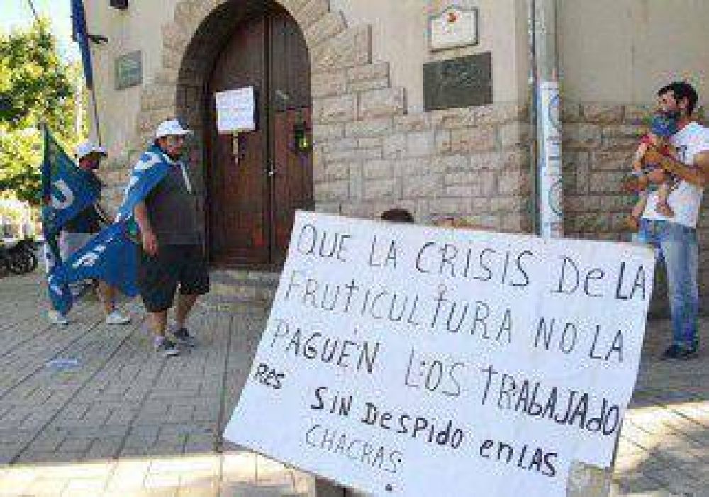 Con tensi�n, paritarias de UATRE pasaron a un cuarto intermedio  