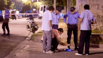 Joven muri� atacado a palazos en una pelea entre vecinos 