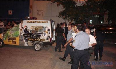 Manipulaba un arma y mat� a un joven dentro de una camioneta 