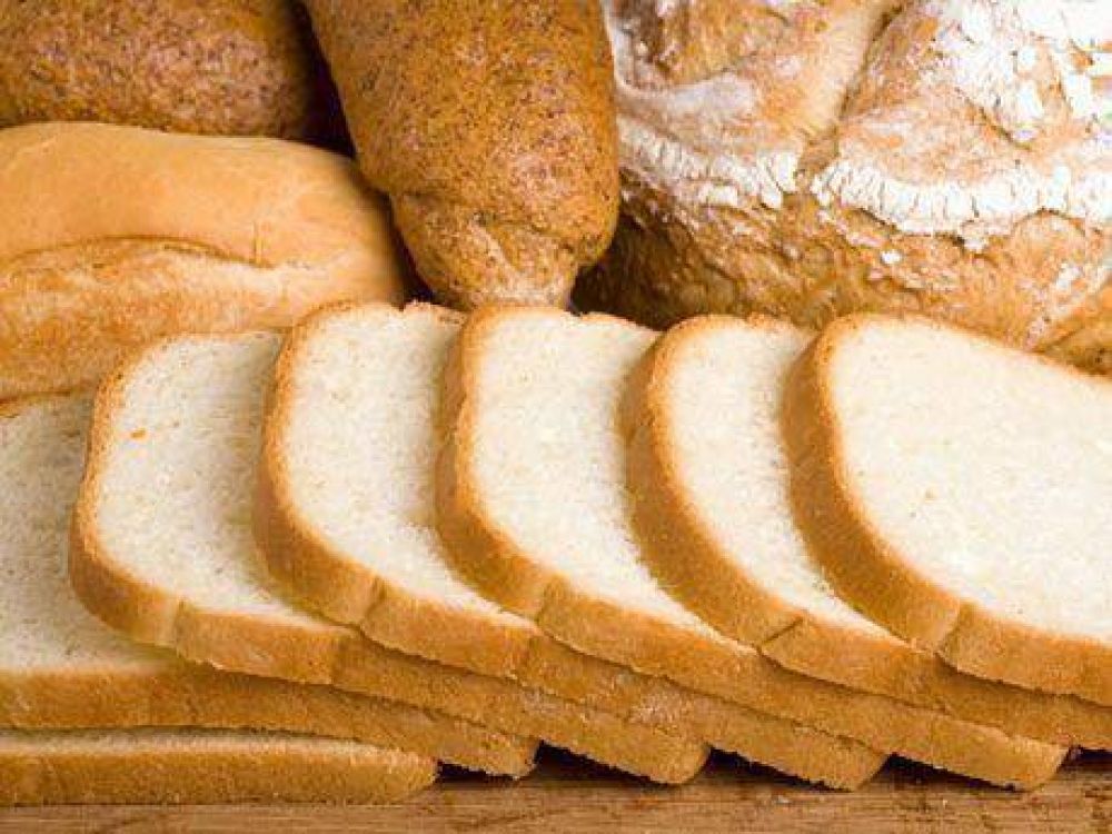 El precio del pan podr�a llegar a 12 pesos el kilo  