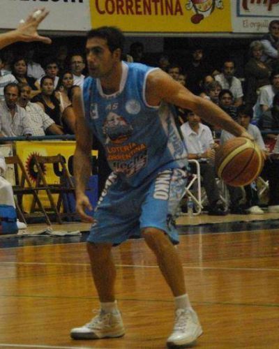 Regatas es el �nico l�der tras el triunfo en Jun�n 