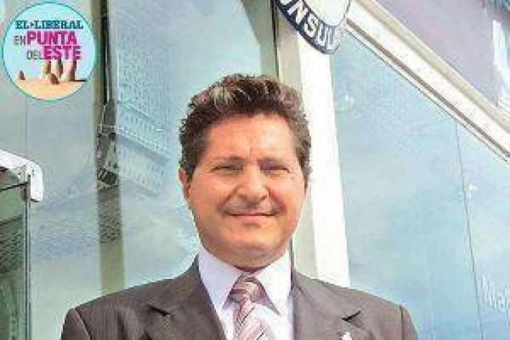 Santiague�o es el primer c�nsul argentino permanente en Punta 