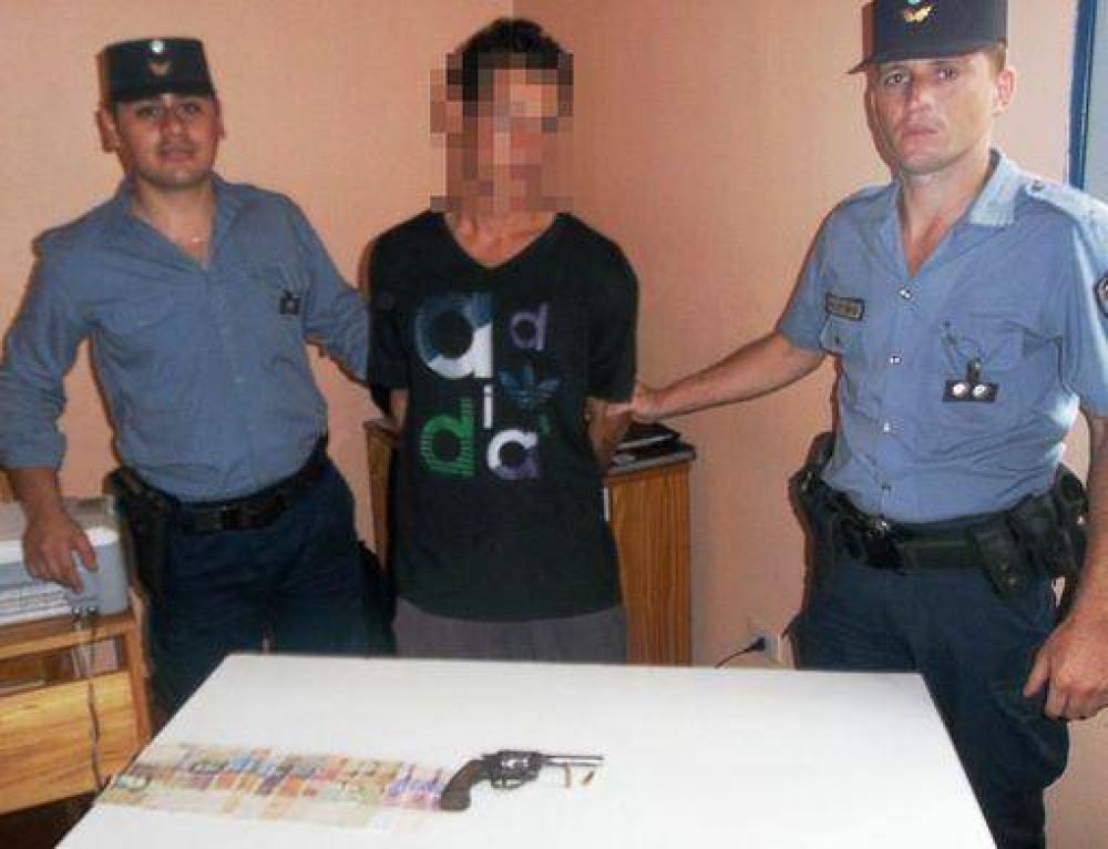 El hijo del intendente de El Alc�zar otra vez preso, ahora por golpear y robar a un jubilado