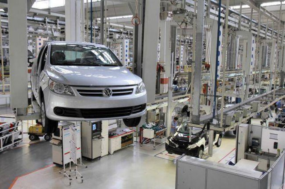 Mantienen la exenci�n de impuestos internos para automotores hasta $150 mil 