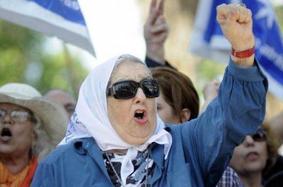 Hebe de Bonafini amenaza con escrachar "a cada juez"