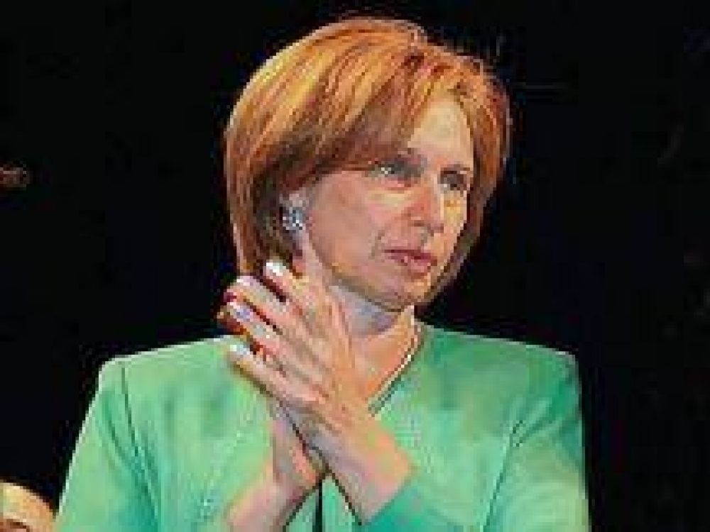 Beatriz Rojk�s: "Hemos vencido a la especulaci�n financiera" 