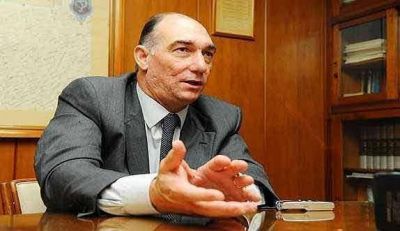 Schiaretti busca consenso en el PJ para imponer a Mondino
