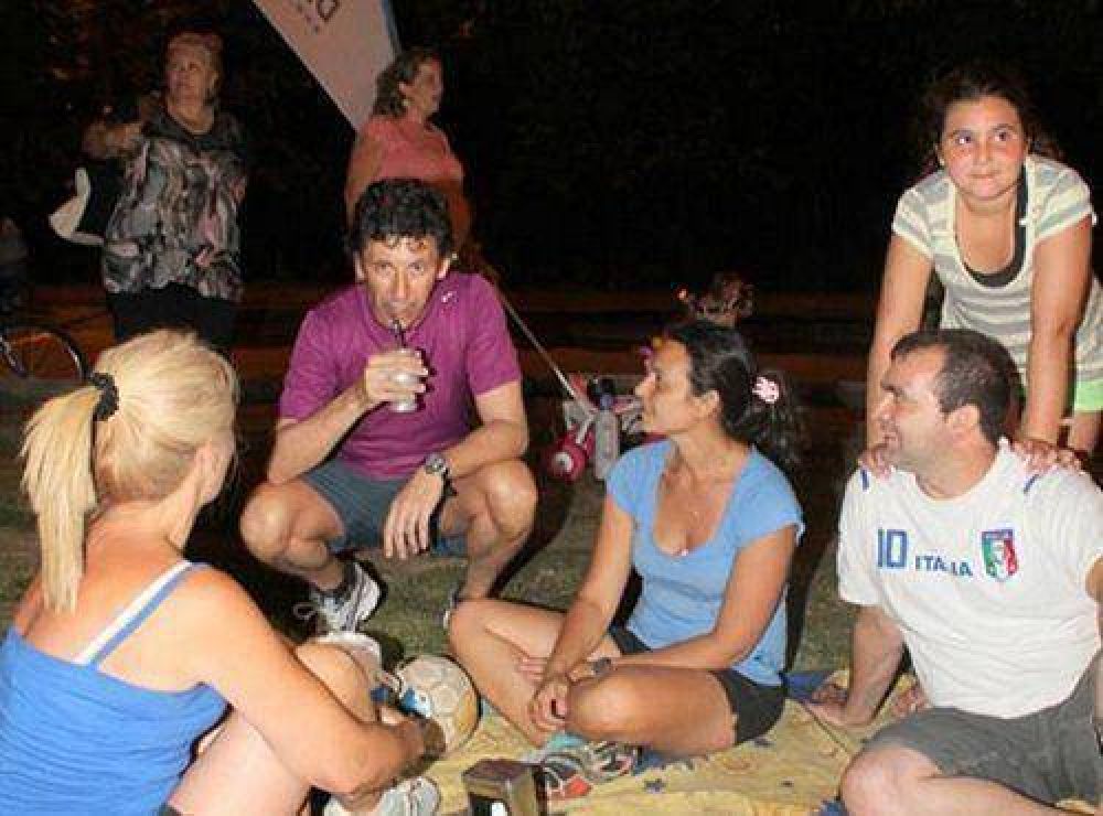 Gustavo Posse visit� el Paseo de Bicicletas Nocturno en Acassuso