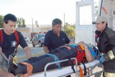Varios accidentes y un servicio de ambulancias colapsado 