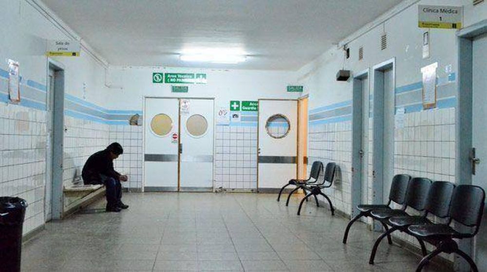 Anestesistas llevan cuatro d�as de paro en el Hospital Regional 