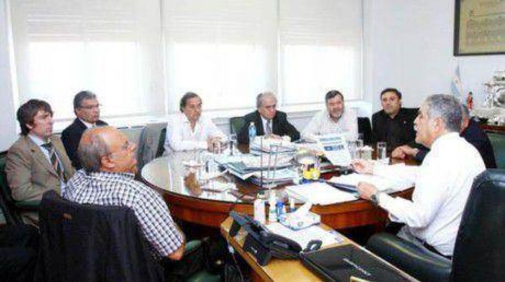 Naci� una liga de intendentes del sur y la liderar� N�stor Di Pierro 