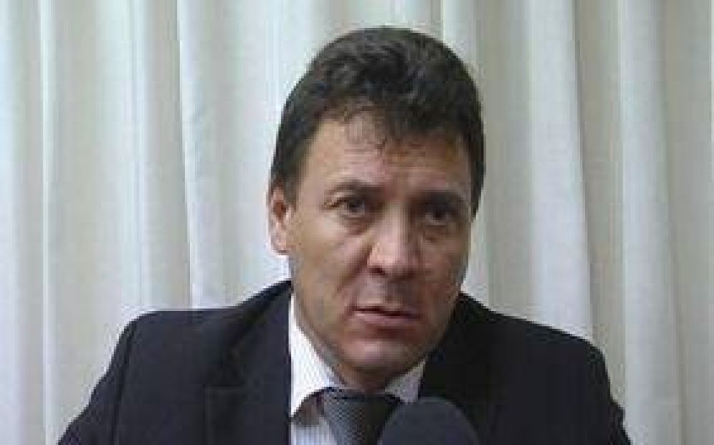 "El conflicto de los portuarios afecta a toda la regi�n"