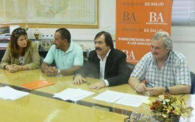 Obras Sanitarias firm� un convenio con el Ministerio de Salud bonaerense