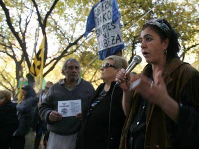 Raquel Blas aprovech� el aumento del micro para insistir con el 50% de suba