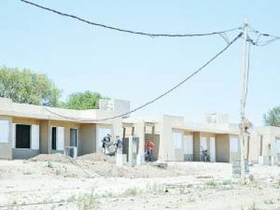 El Municipio admiti� falta de previsi�n en las 42 viviendas