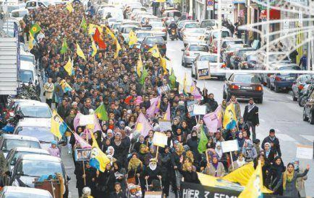 Conmoci�n en Francia por el brutal asesinato de tres activistas kurdas