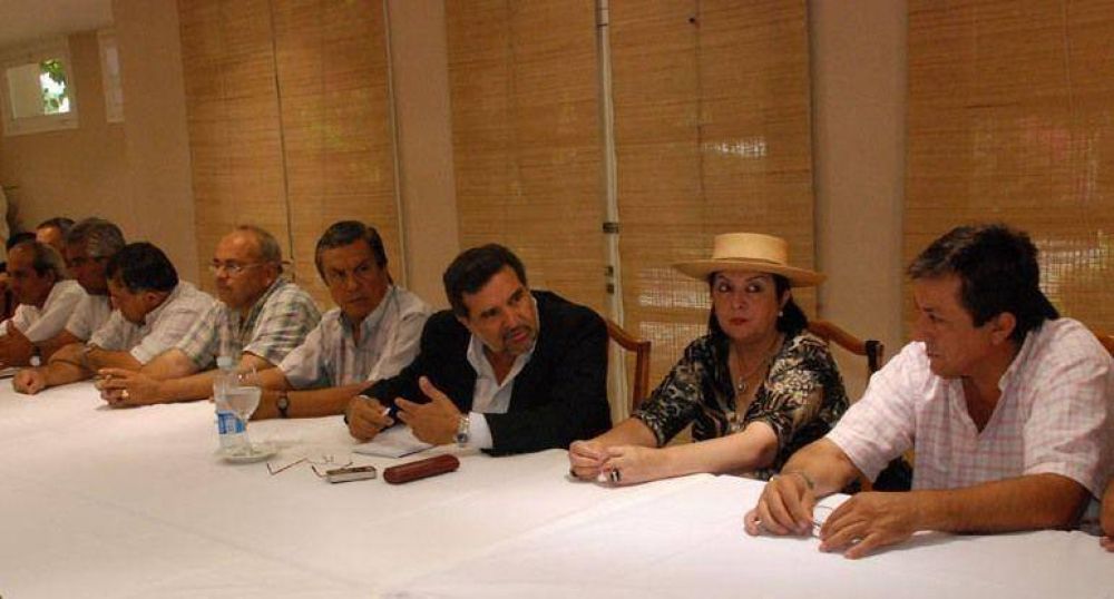 El PJ arranc� la campa�a y el lunes el Congreso define la estrategia.