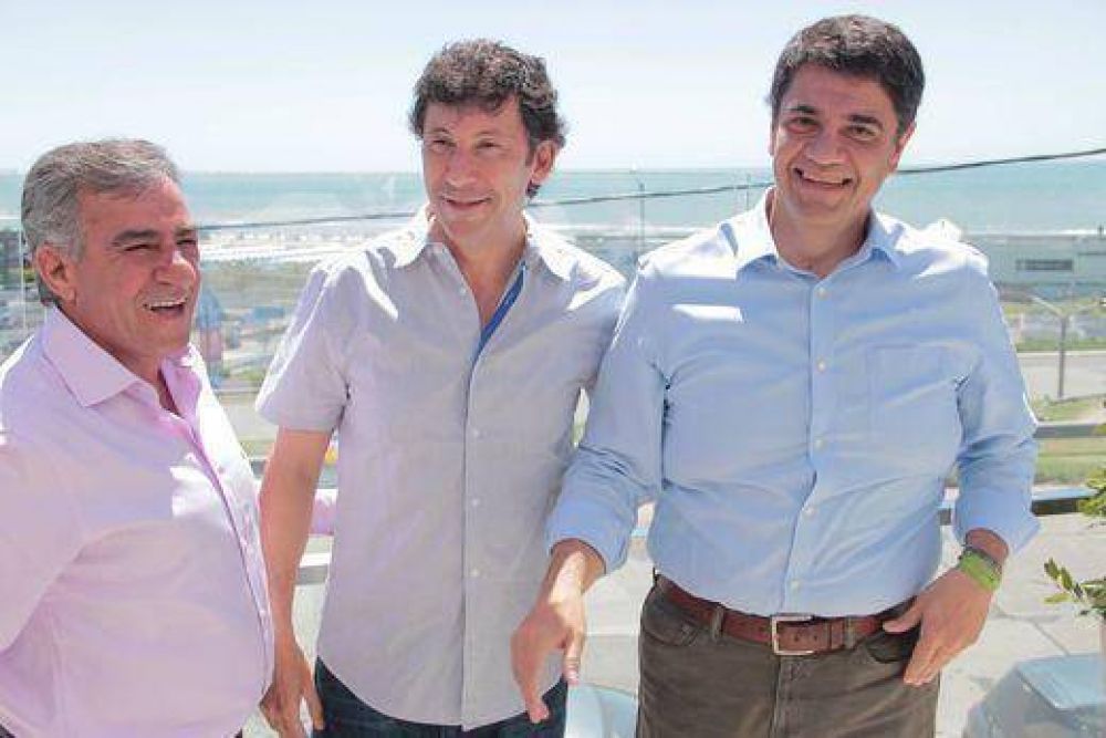 Cariglino, Posse y Jorge Macri planean un frente opositor desde Mar del Plata