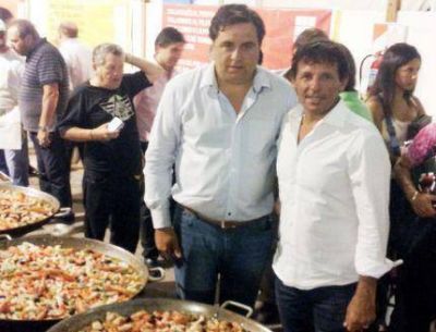 �Manino� Iriart no se pierde una!!! Junto a Juan Curuchet particip� de la Fiesta de los Pescadores