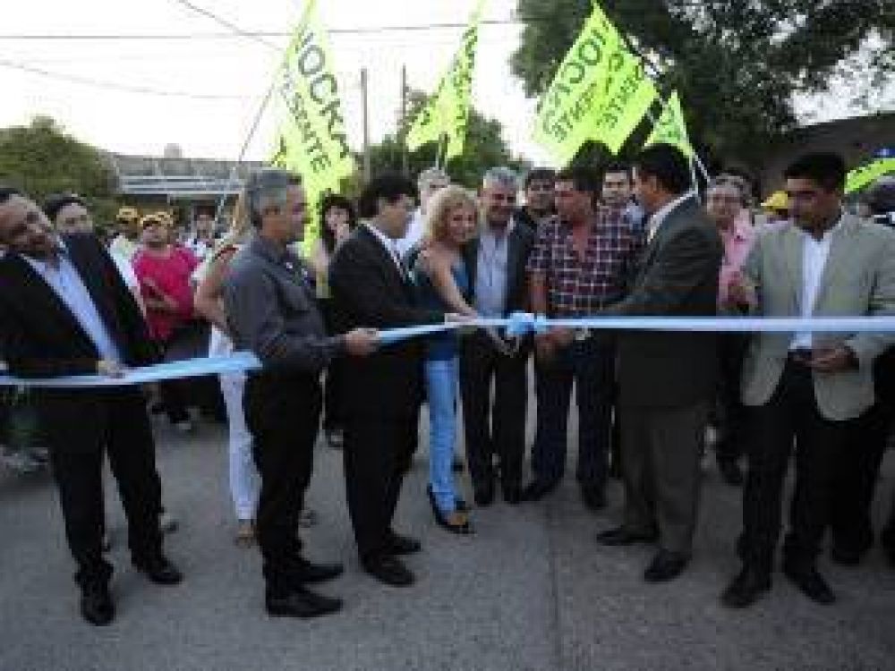 Villa Mercedes: los barrios San Antonio y Lafinur estrenaron asfalto 