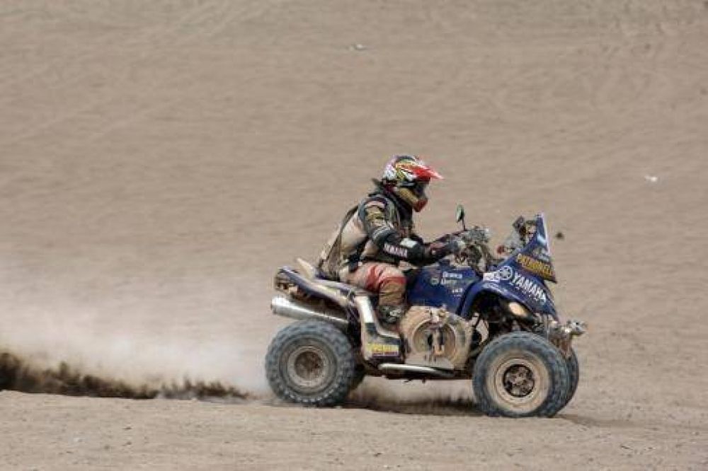 El Dakar lleg� a la Argentina y fue recibido por miles de fan�ticos