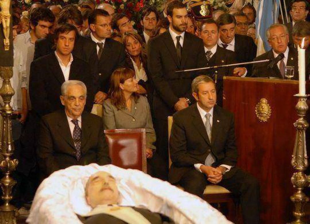Fellner represent� al oficialismo en la despedida al ex presidente Alfons�n 