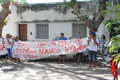 Manifestaci�n para pedir justicia por la muerte de Rodrigo Blanco