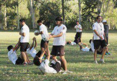 Cipolletti volvi� a los entrenamientos  