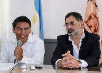 Enero Tilcare�o 2013: los Intendentes �Chuli� Jorge y F�lix P�rez anunciaron la agenda cultural del 56� festival 