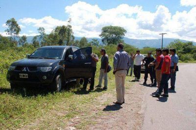 Encapuchados roban $80.000 y una camioneta de alta gama 