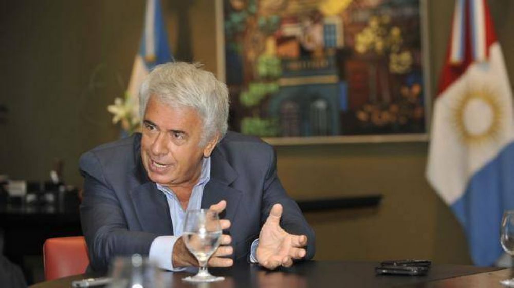 De la Sota volvi� a reclamar por Ganancias