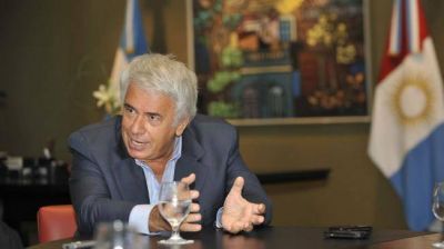 De la Sota volvi� a reclamar por Ganancias