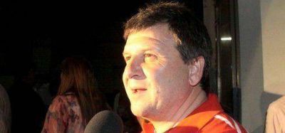 Francioni a De la Sota: Que explique "qu� est� haciendo con la tasa vial"