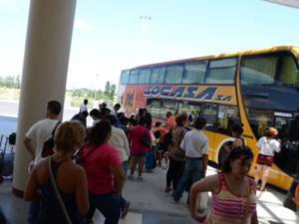 El recambio tur�stico ya se siente en la nueva terminal 