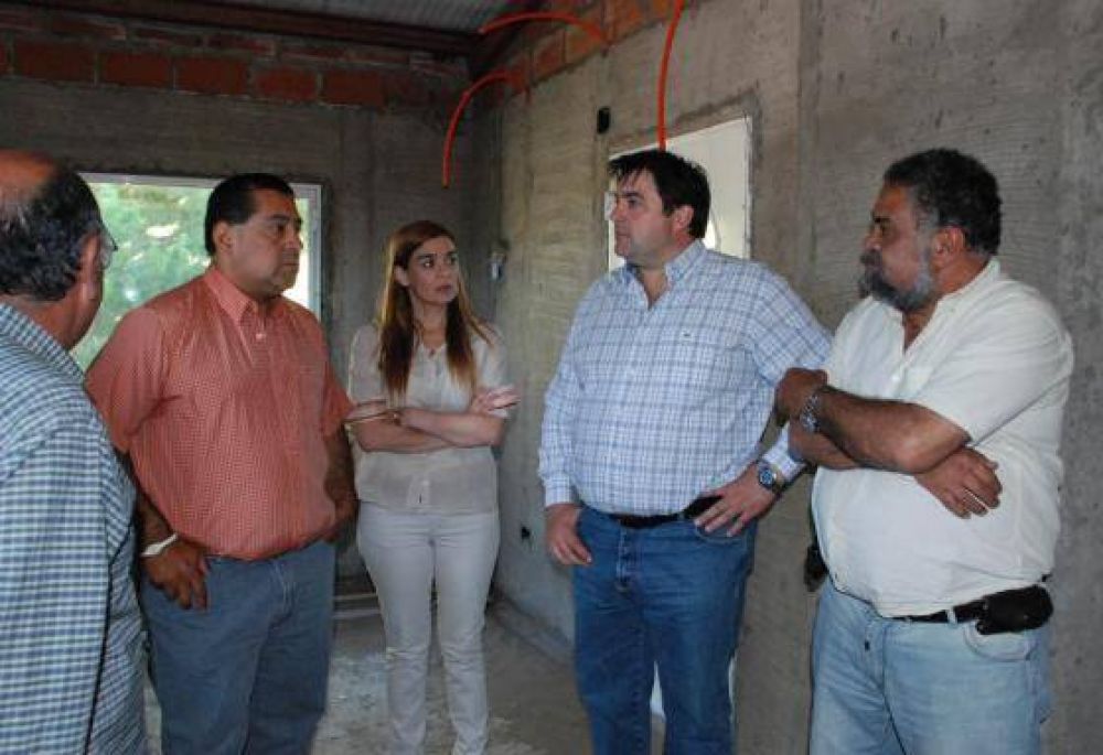 �Los fondos los manejo con austeridad y cuid�ndolos como cuido los m�os�