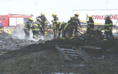 Un asado habr�a causado el siniestro en Cruz del Sur