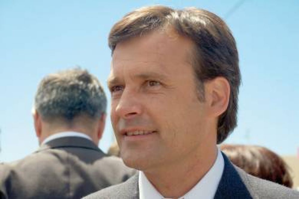 �El nuevo esquema de retenciones petroleras nos genera m�s certezas a los chubutenses�
